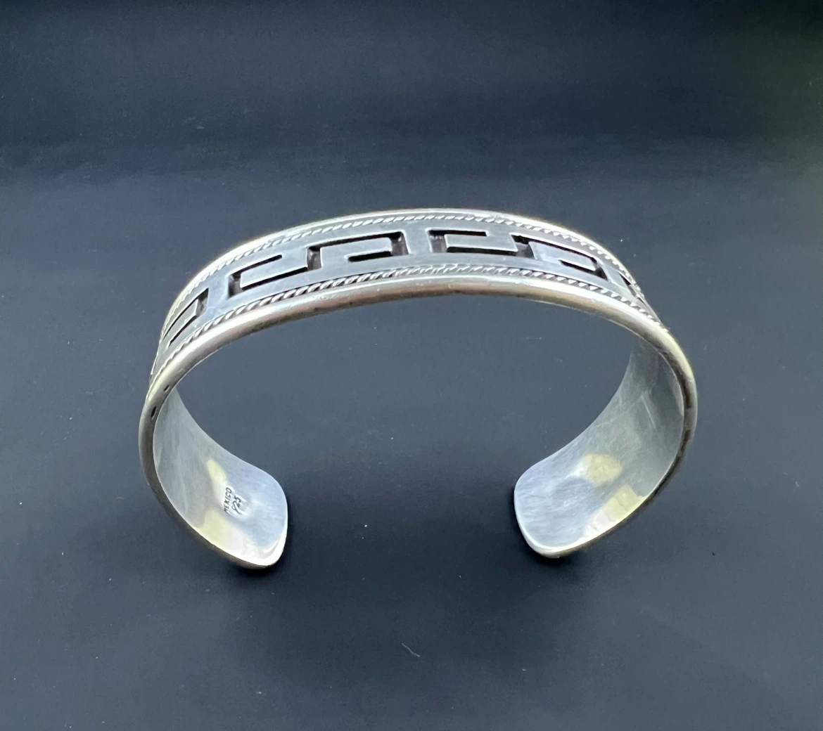 Vintage Mexican .925 Sterling Silver Cuff Bracelet - photo 5