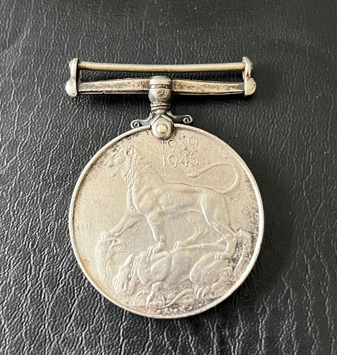 King George VI War Medal 1939-1945 - photo 5