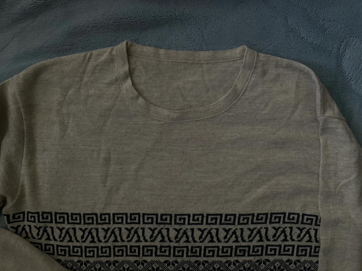 Sweater with Nordic-inspired pattern - photo 3