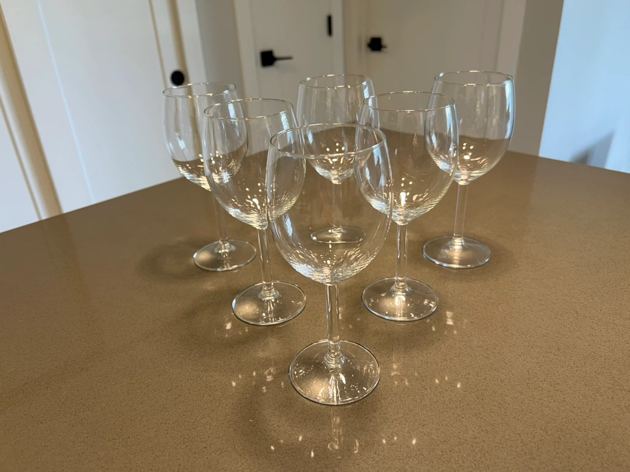 Set of 6 Clear Wine Glasses