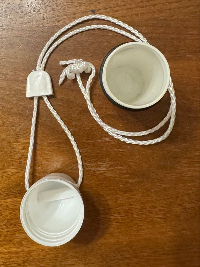 ⚽ White container with lanyard - photo 2
