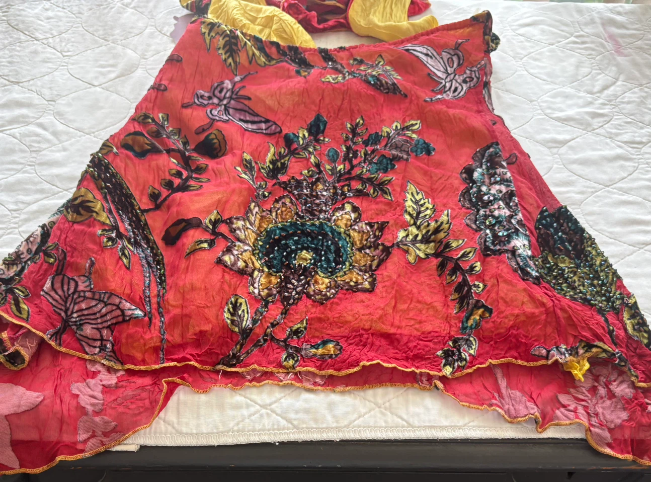Hale Bob rare Red embroidered floral halter top - photo 4