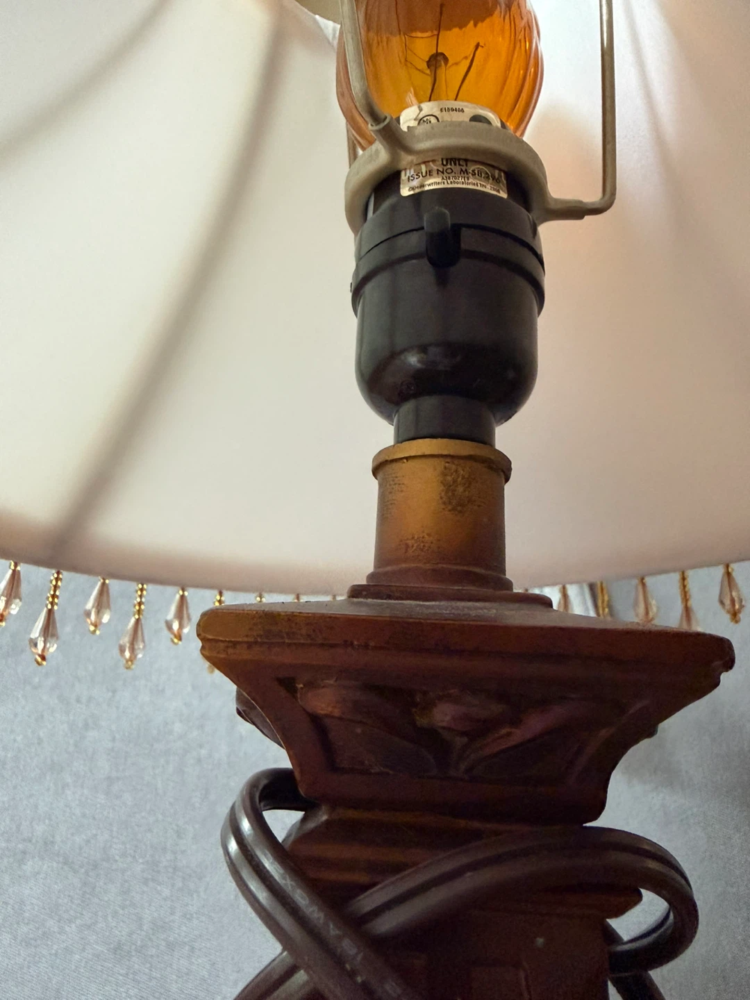 Matching Pair of Traditional Table Lamps with Fabric Shades - photo 3