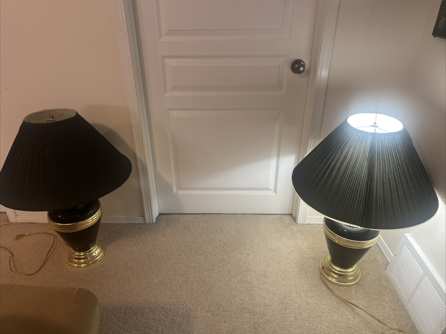 Black and Gold Table Lamps (Pair) - photo 4
