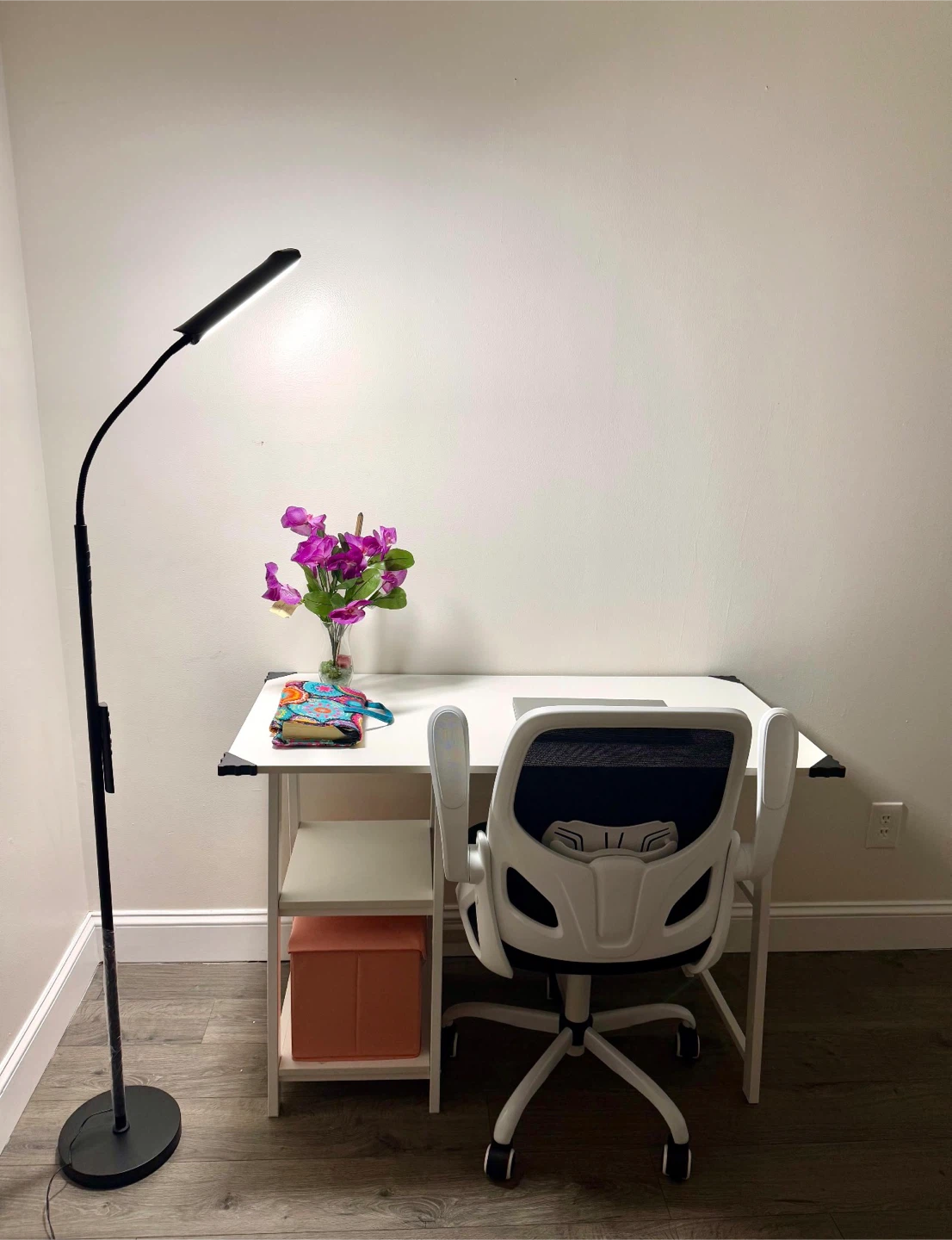 White Desk 43” with 2-Tier Storage Bookshelves