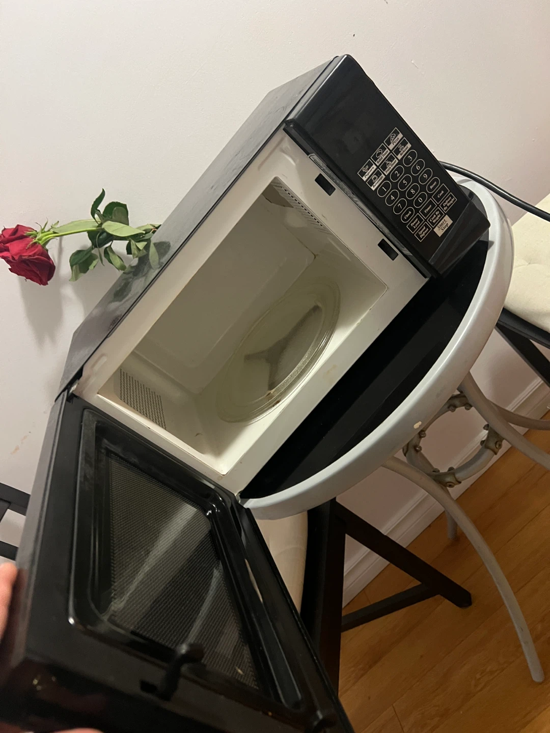 Danby Black Microwave - photo 2