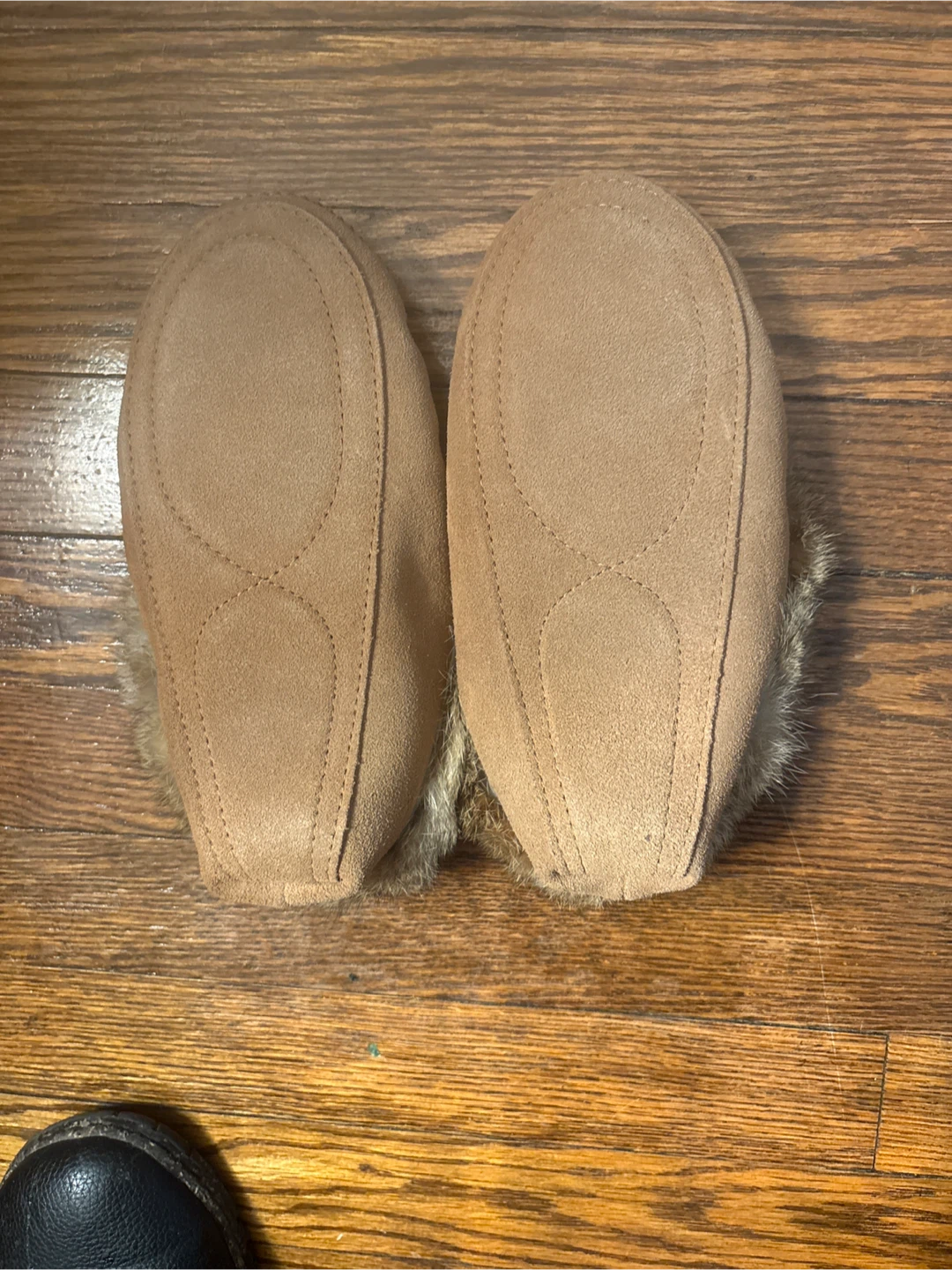 Moccasin Slippers with Fur Trim and Beading - photo 3