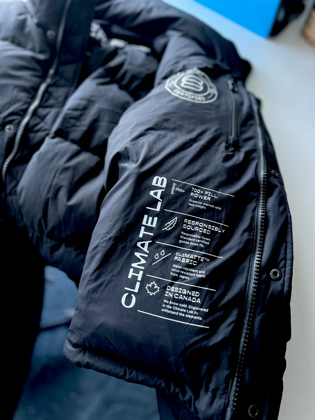 Aritzia Super Puff Puffer Shorty Jacket - photo 4
