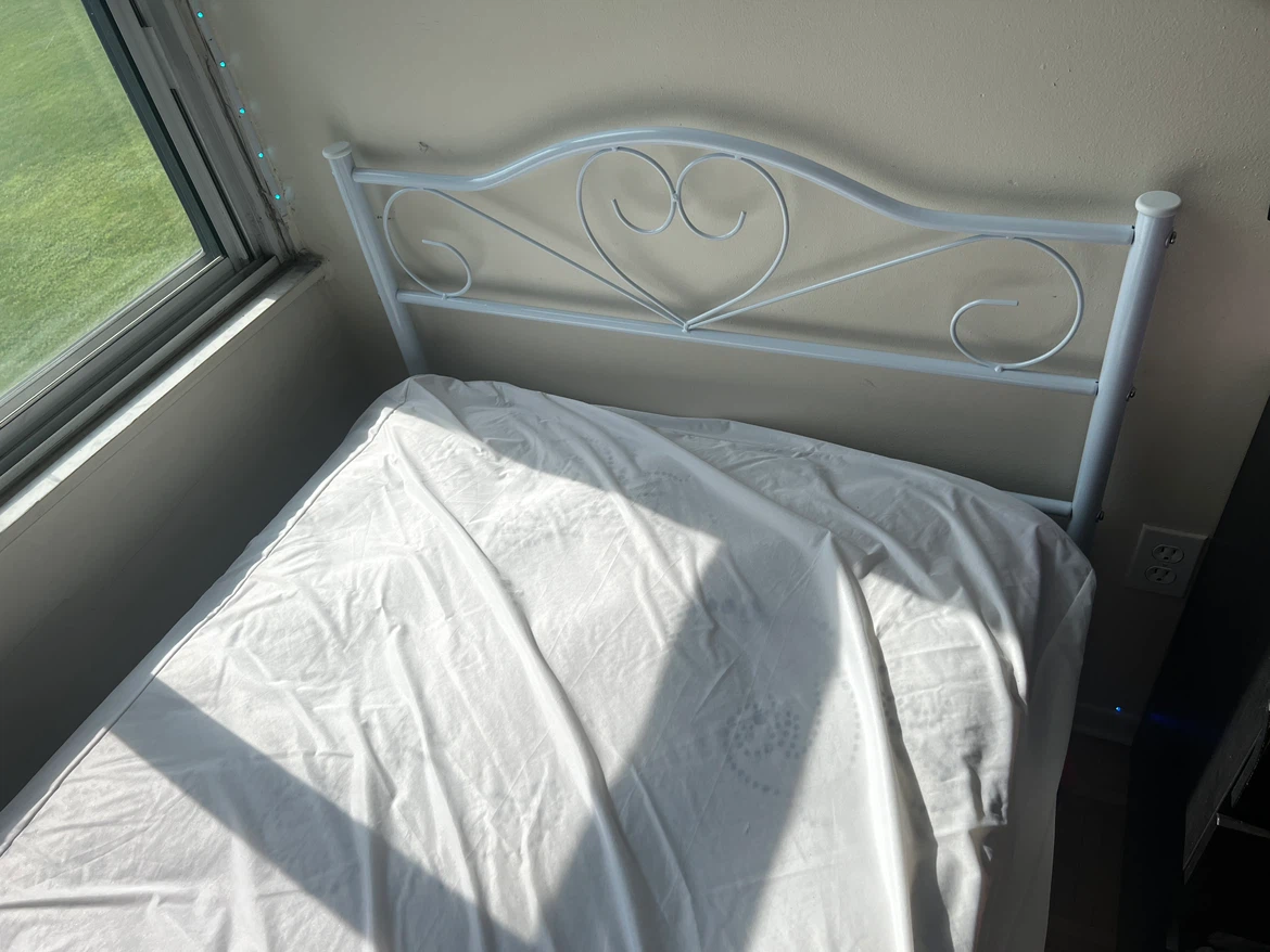 New Twin bed with frame and mattress cover - photo 2