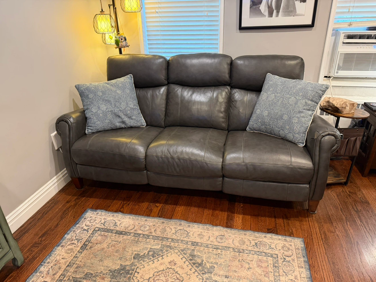 Leather reclining sofa - photo 2
