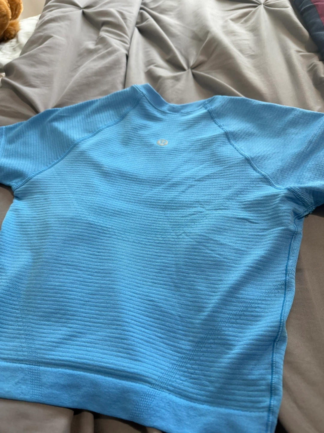 Lululemon Swiftly Tech Cropped Short Sleeve 2.0