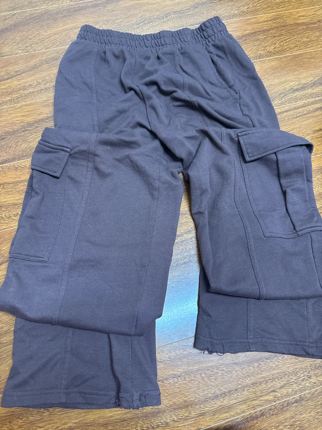 Mocha brown cargo pants (Colour is different in person)
