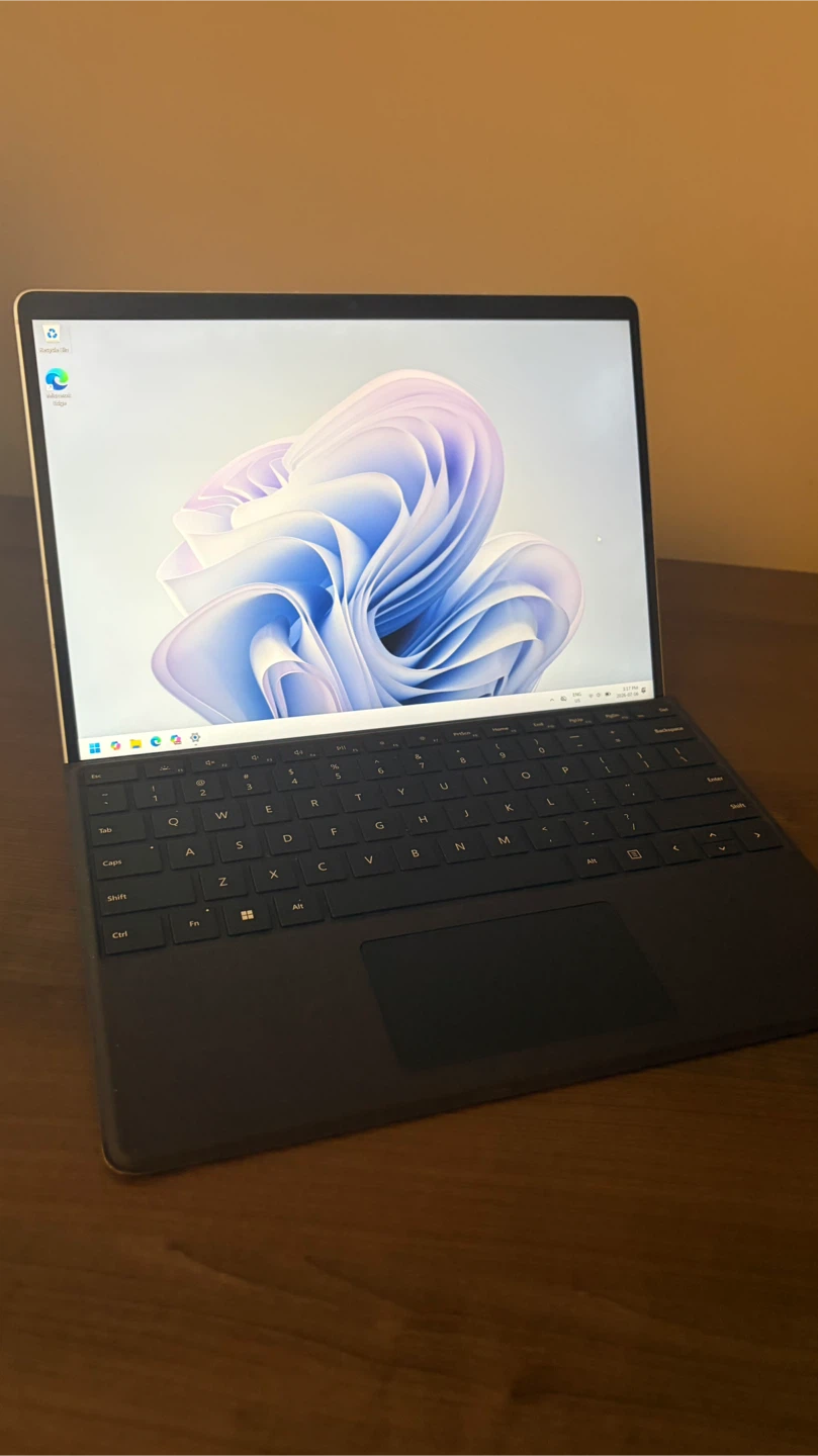 Microsoft Surface Pro 9 Tablet Laptop