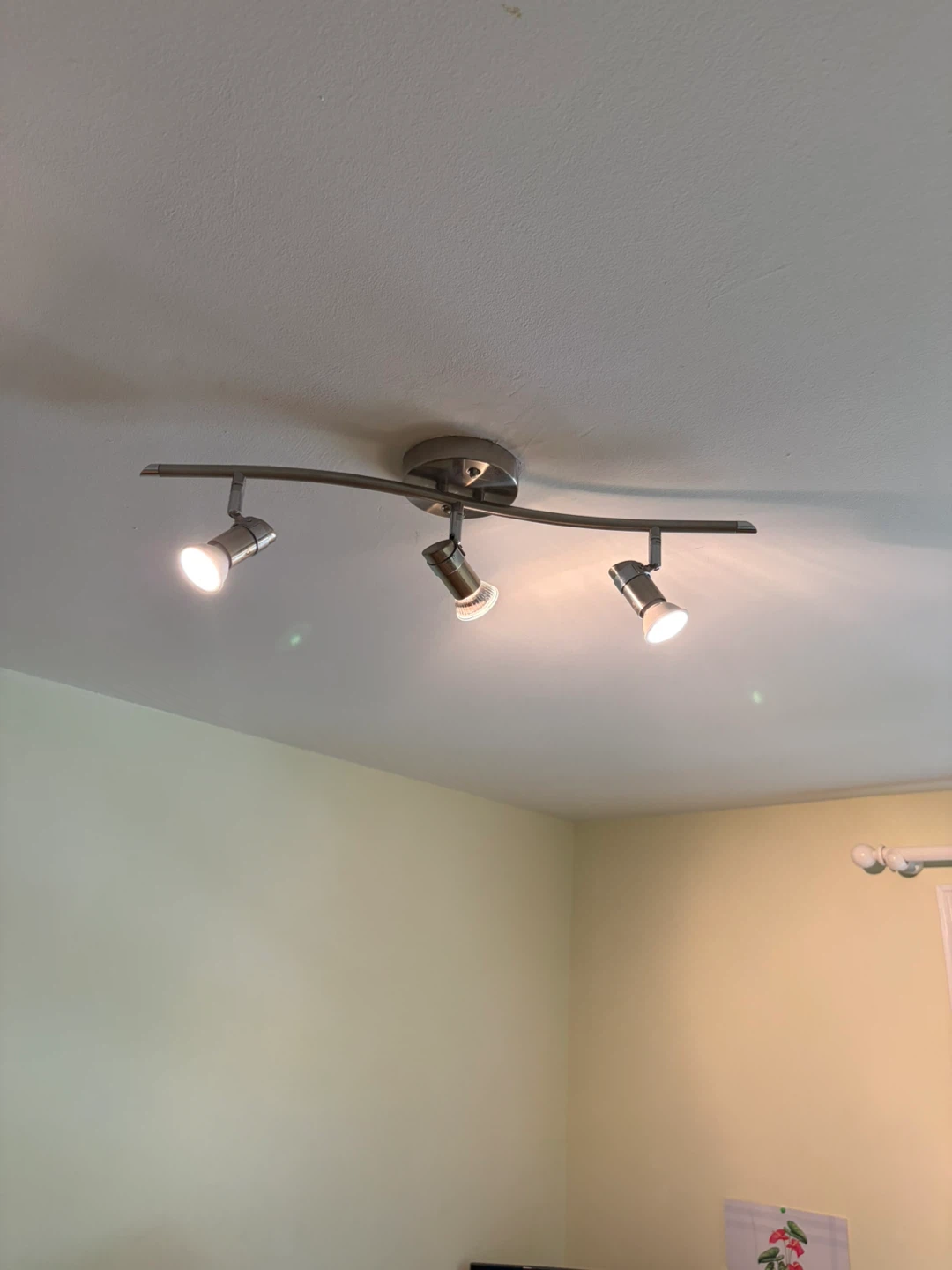 3-Light Track Lighting Fixture