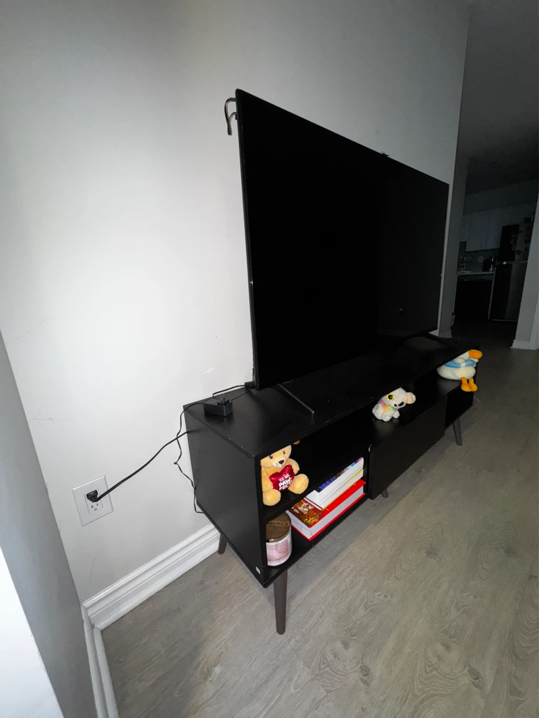 Sony 55" 4K Smart TV + TV Stand (Excellent)