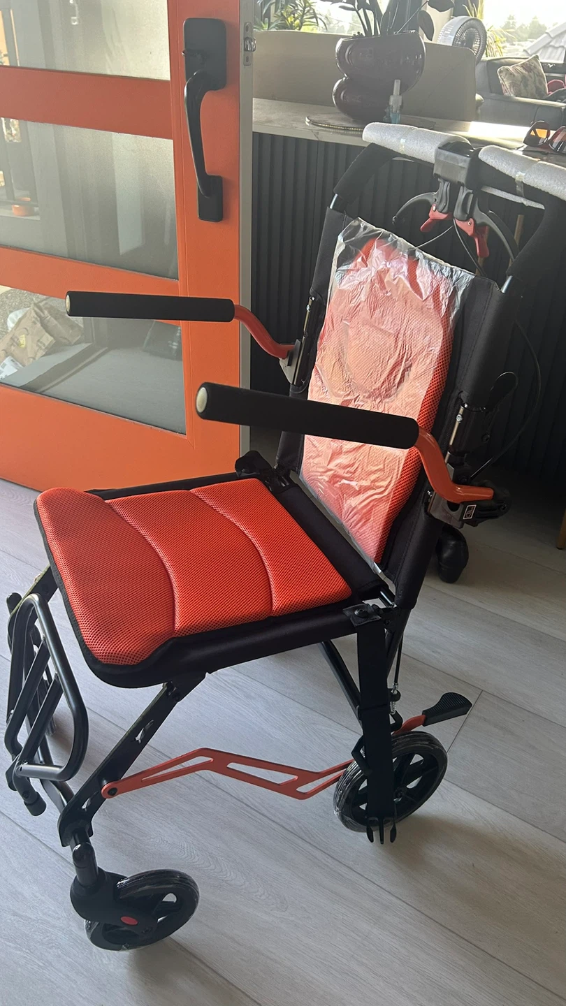 Lightweight Folding Transport Wheelchair - photo 3