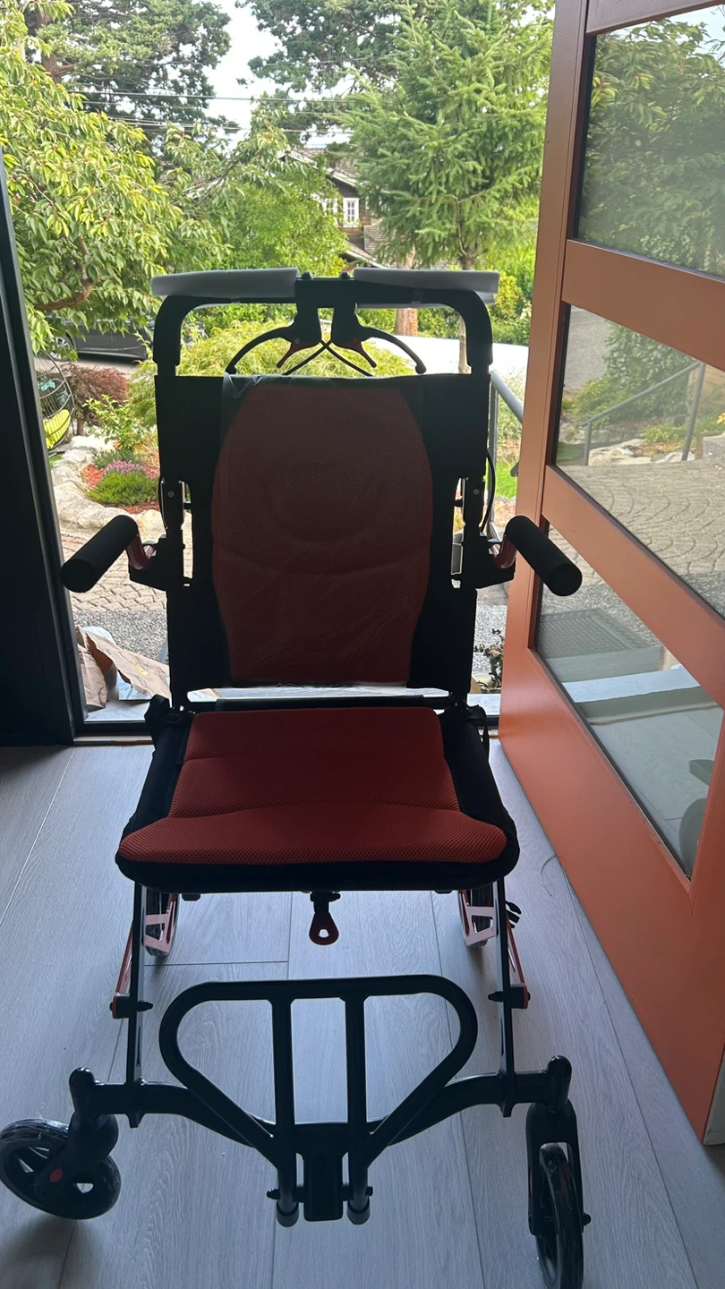 Lightweight Folding Transport Wheelchair - photo 4