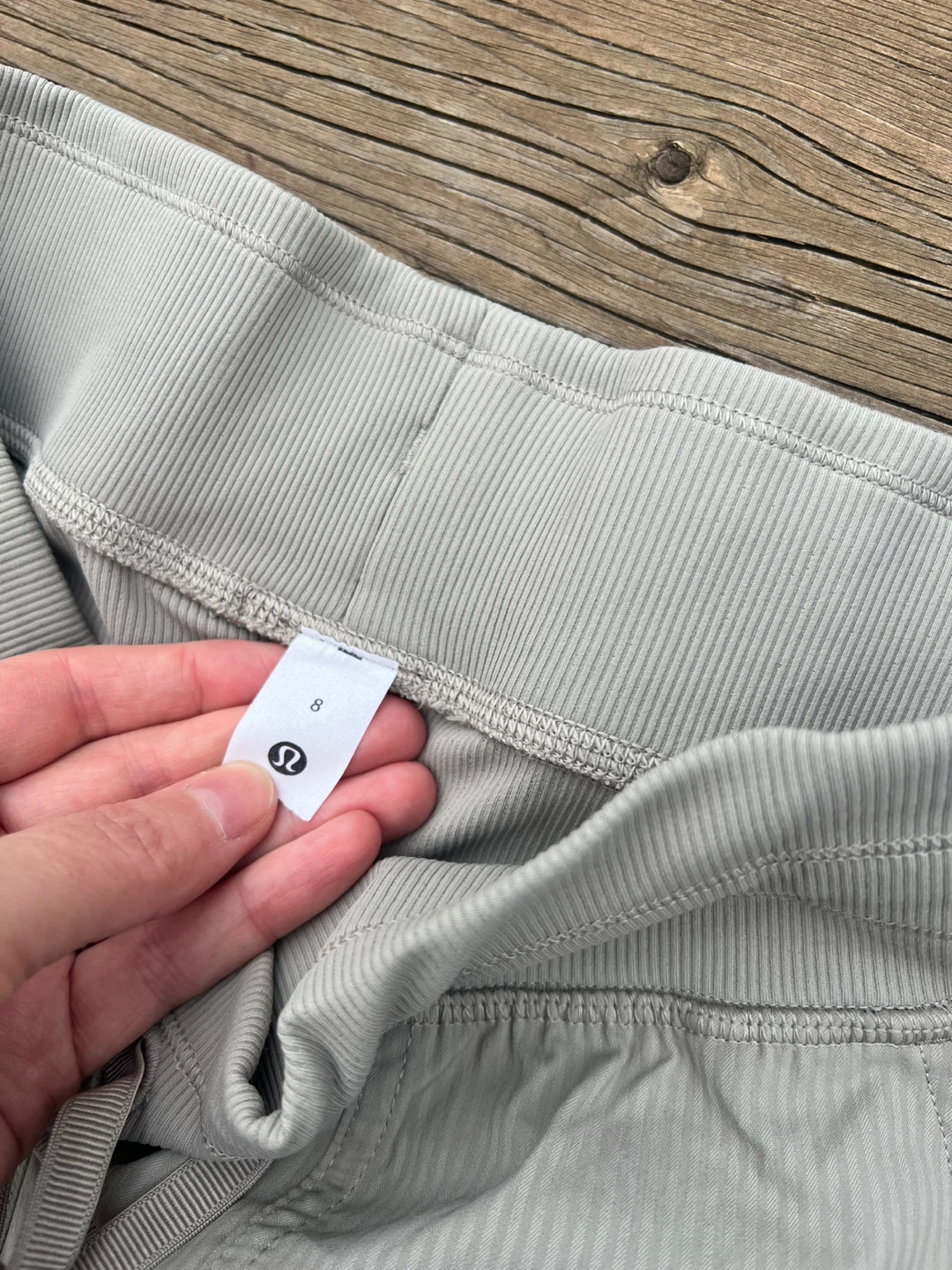 Size 8 lululemon dance studio pants - photo 2