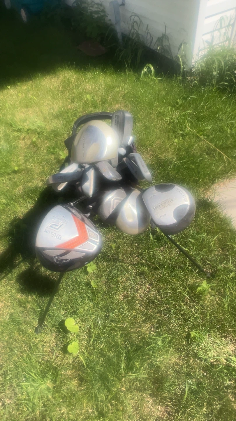 Wilson Driver 10.5° + Asstd Club Set + TaylorMade Golf Bag - photo 4