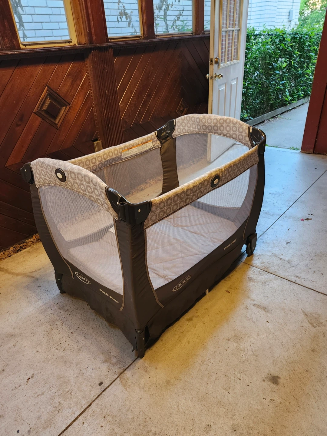 Graco Pack n Play play yard Oakley style