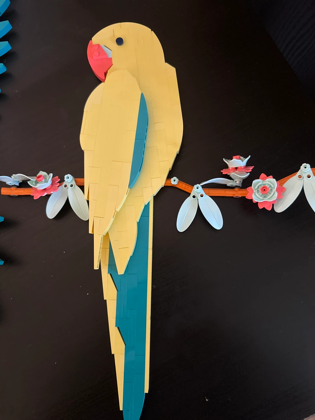 LEGO Birds - Pink and Yellow Parrots - photo 2