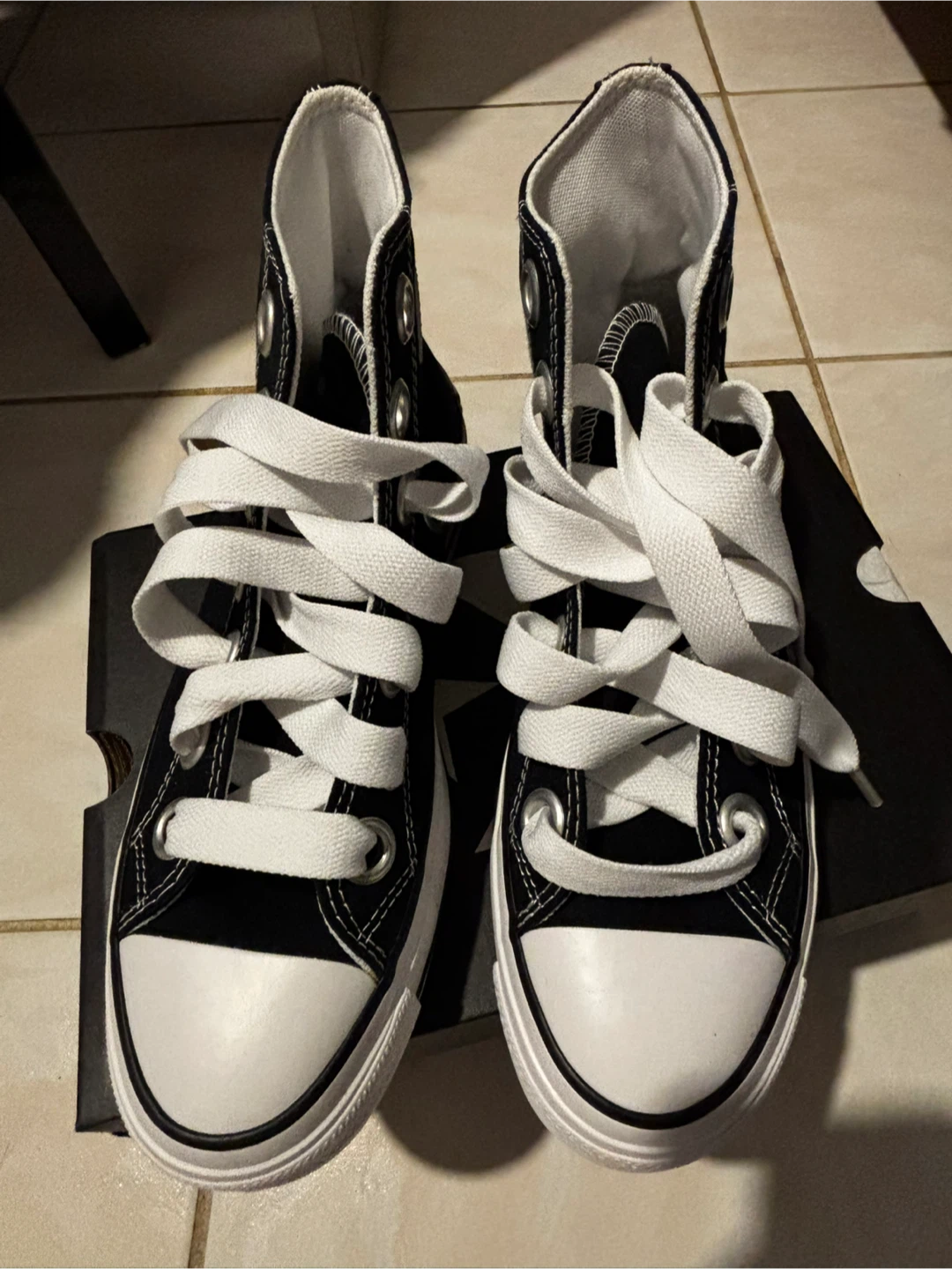 Converse Platform Sketch High Tops - Women's Size 7.5 - photo 2