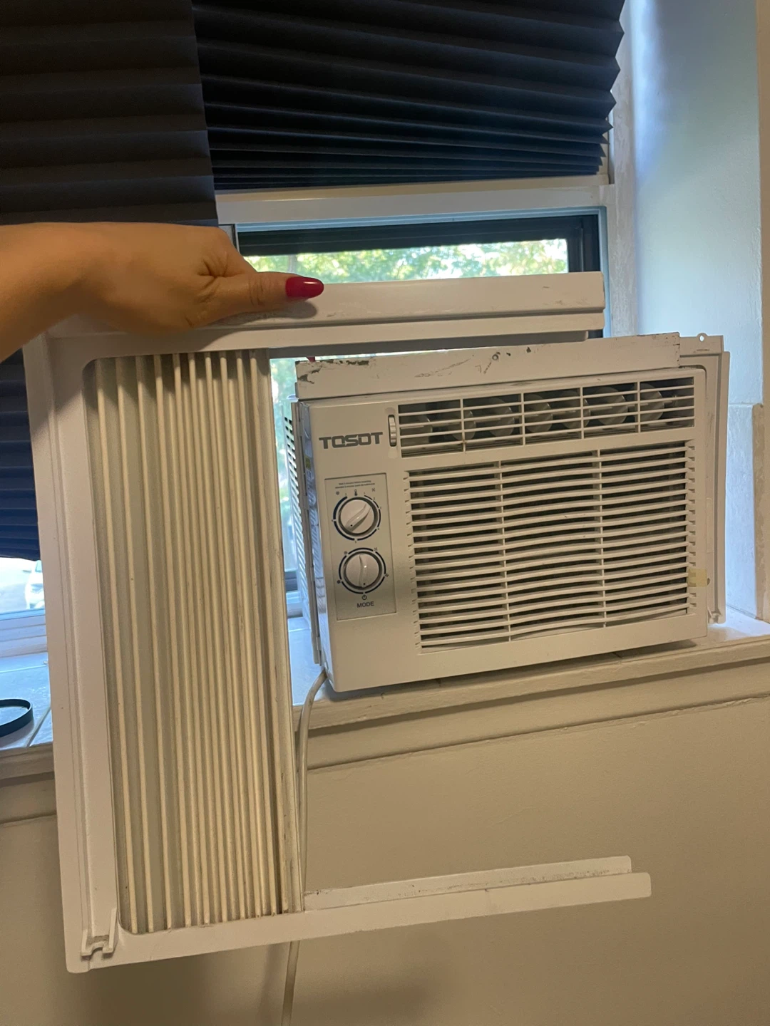 TOSOT Window Air Conditioner - photo 2