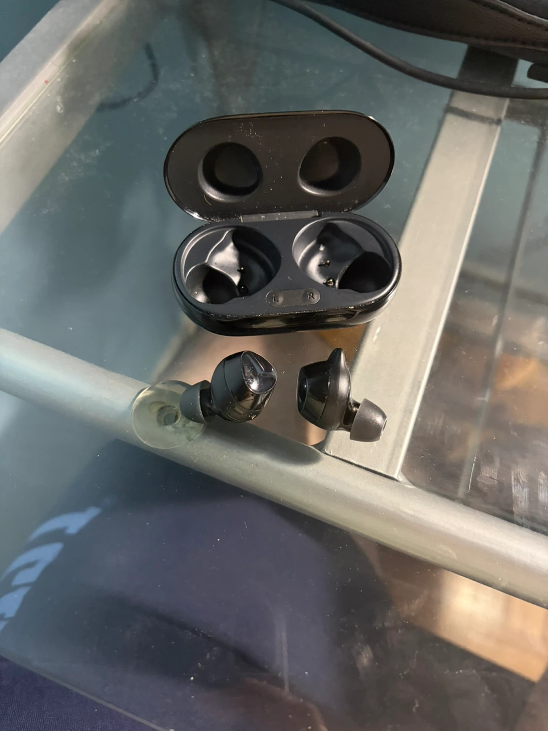 Samsung Galaxy Buds+ True Wireless Earbuds Black - photo 3