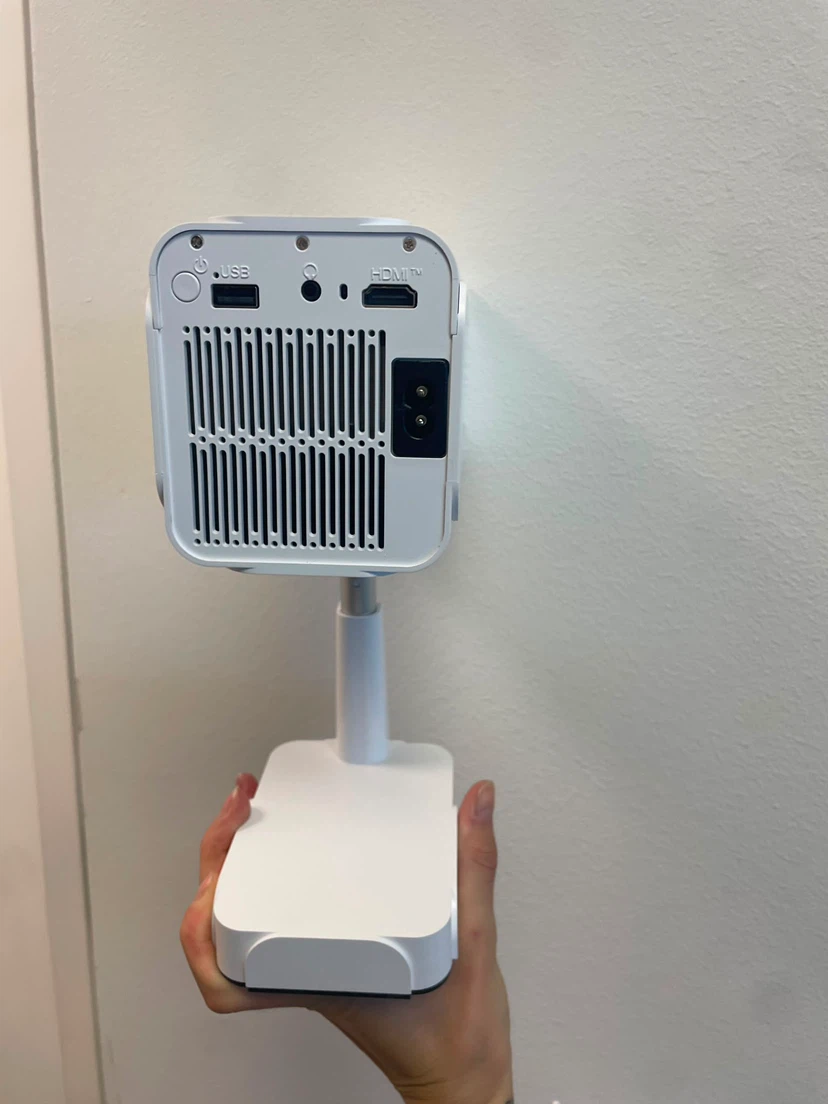 GKLPQ Projector with Stand - photo 4