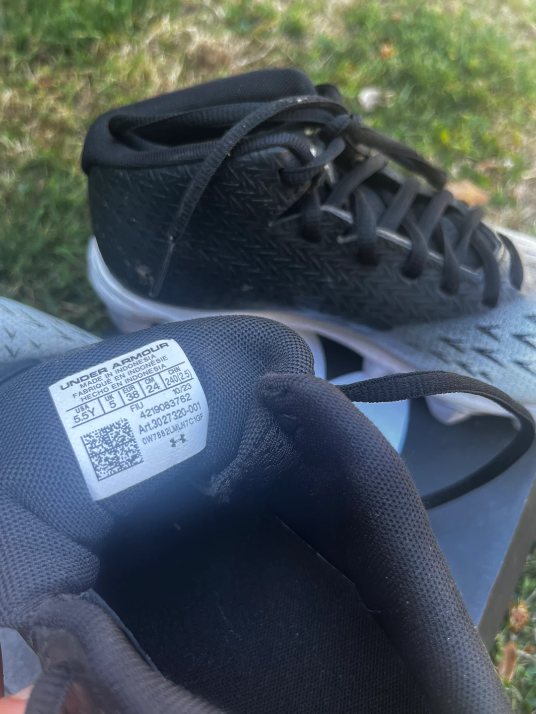 Under Armour Football Cleats - photo 4