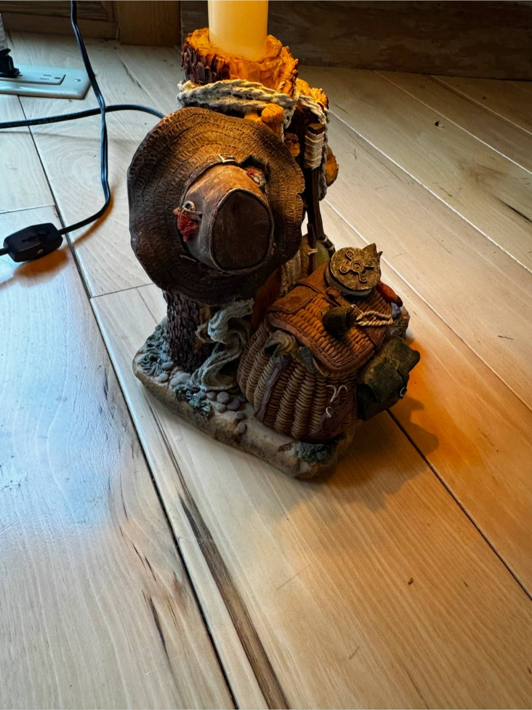 Rustic Fishing Cabin Table Lamp w/ Decorative Resin Base - photo 4
