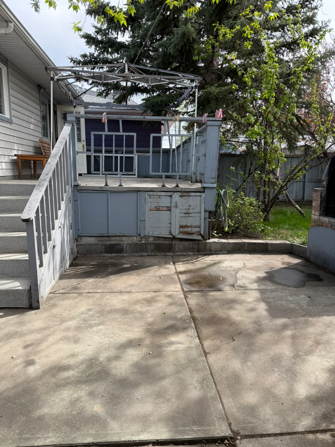 Same Day JUNK REMOVAL - photo 2