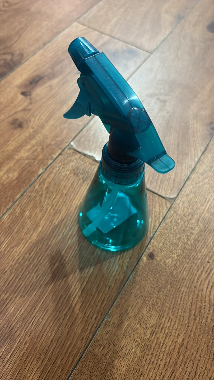 ⚽ Teal Spray Bottle - photo 2