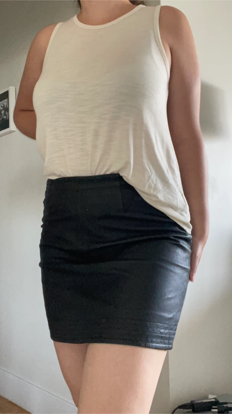Comptoir des Cotonniers Black Leather Skirt - photo 5