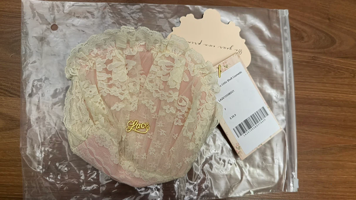 Lacemade Princess Little Shell Cosmetic Bag