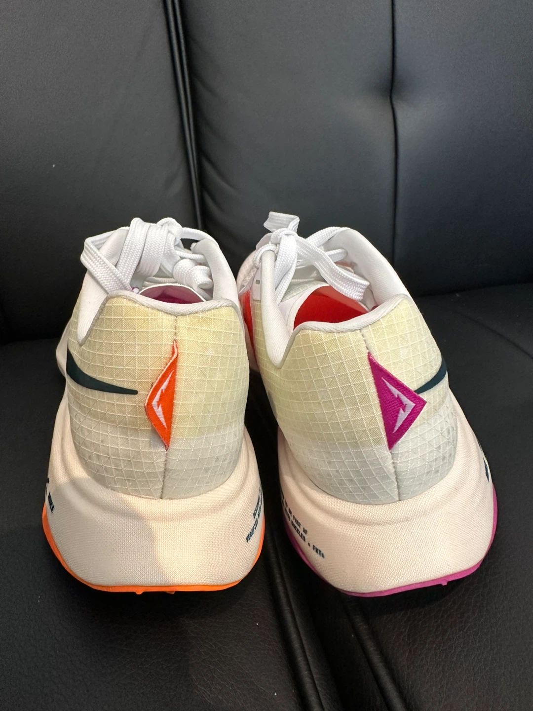 Nike ZoomX Invincible Run Flyknit 3 Women's Running Shoes - photo 3