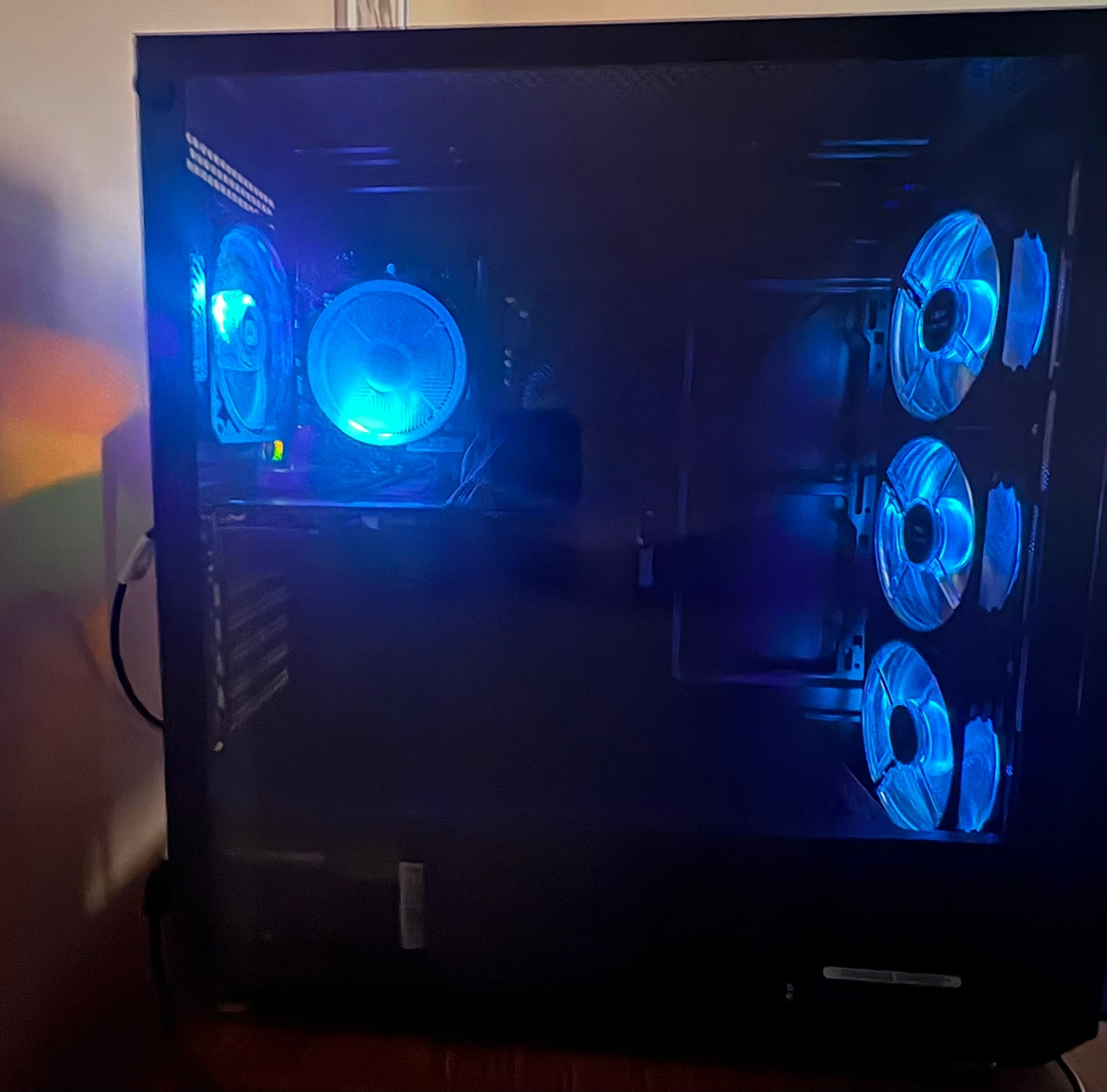Selling Gaming PC - photo 2
