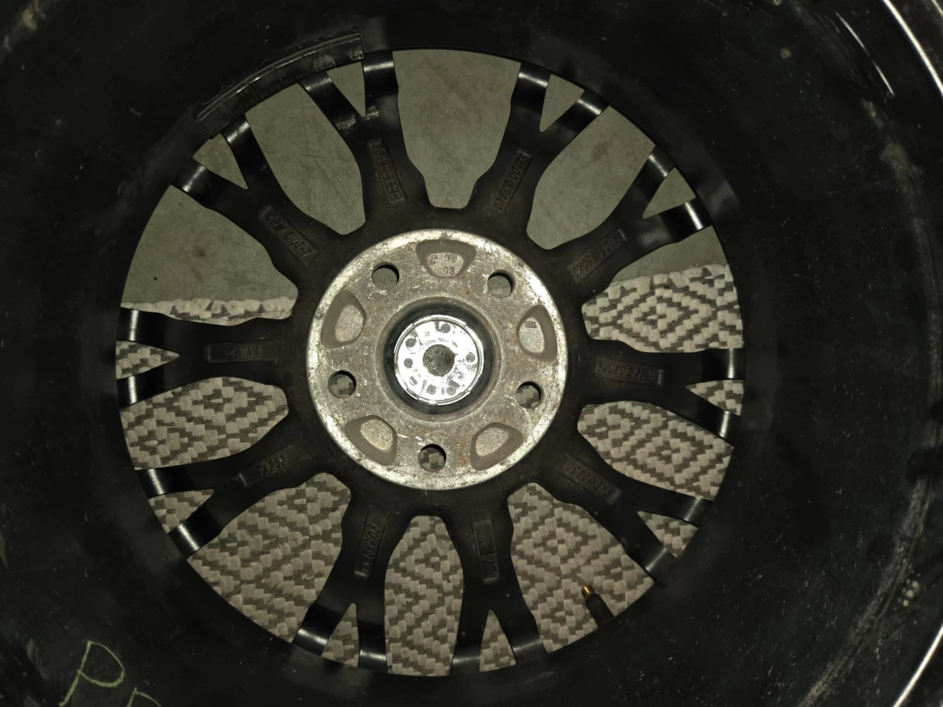 Rim and tire - photo 3