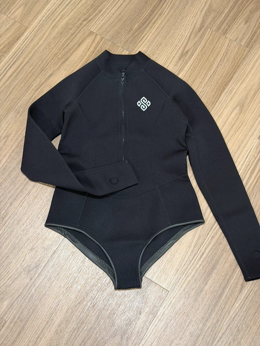 SEASKIN Wetsuit - Size S