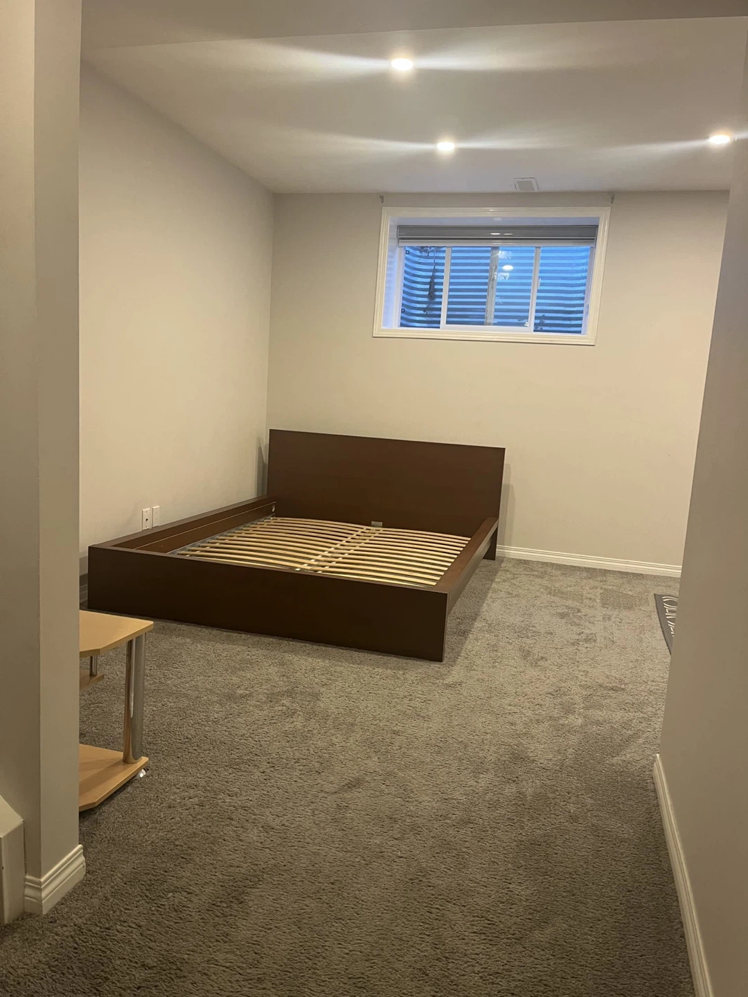 Basement studio for rent - photo 4