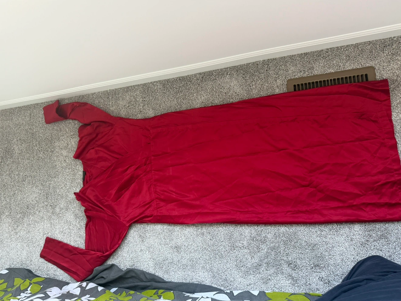 Red Dress - photo 3