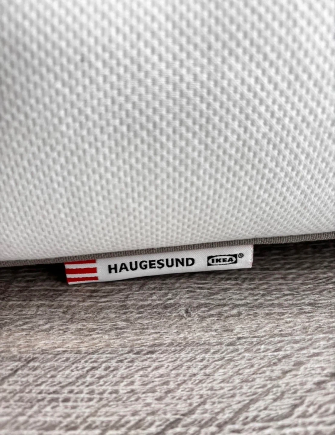 [LAST CHANCE - 2 DAYS LEFT] IKEA Queen Mattress - Medium Firm - photo 2