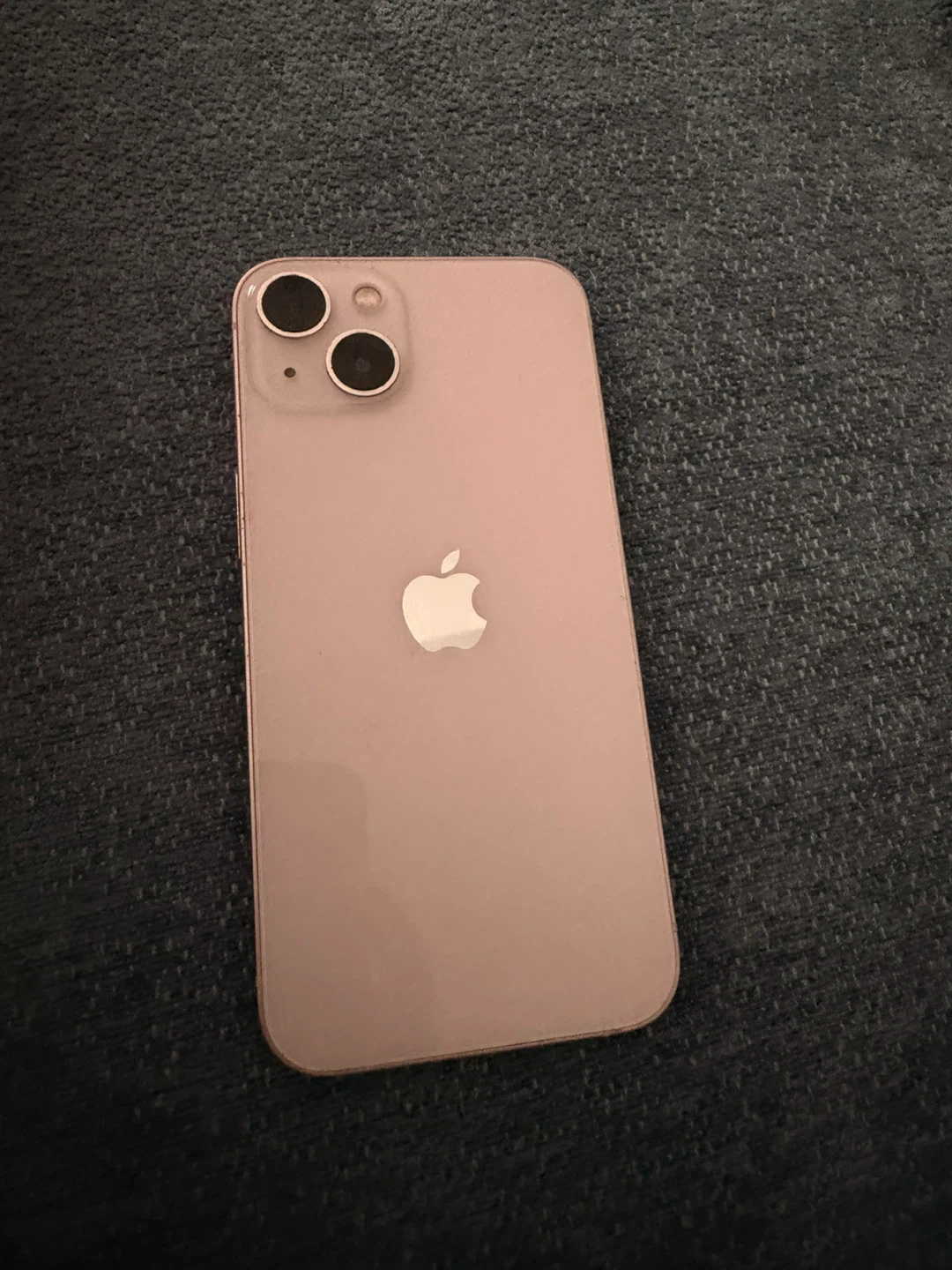 iPhone 13 Pink - photo 2