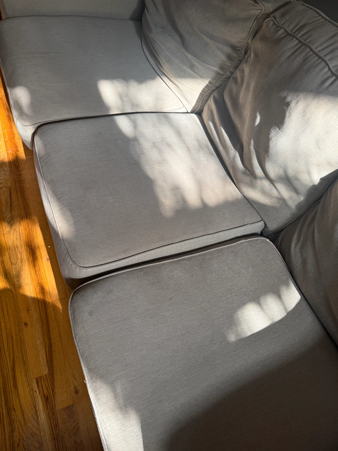 Light Gray Three-Seater Sofa - photo 2