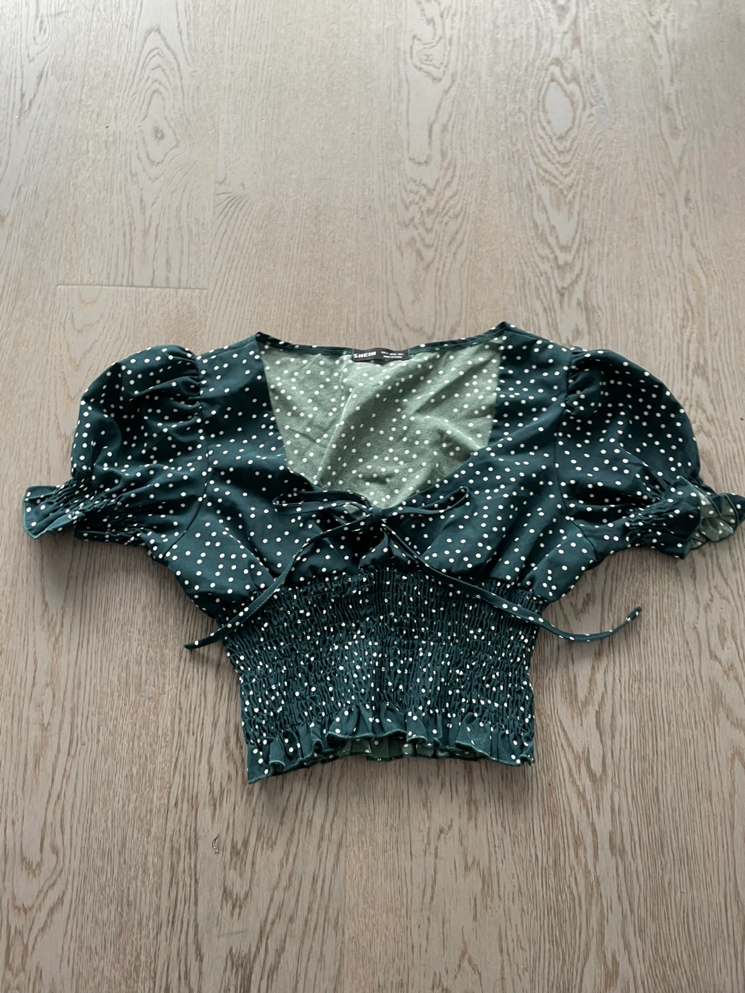 Green Polka Dot Smocked Crop Top, size small - photo 4
