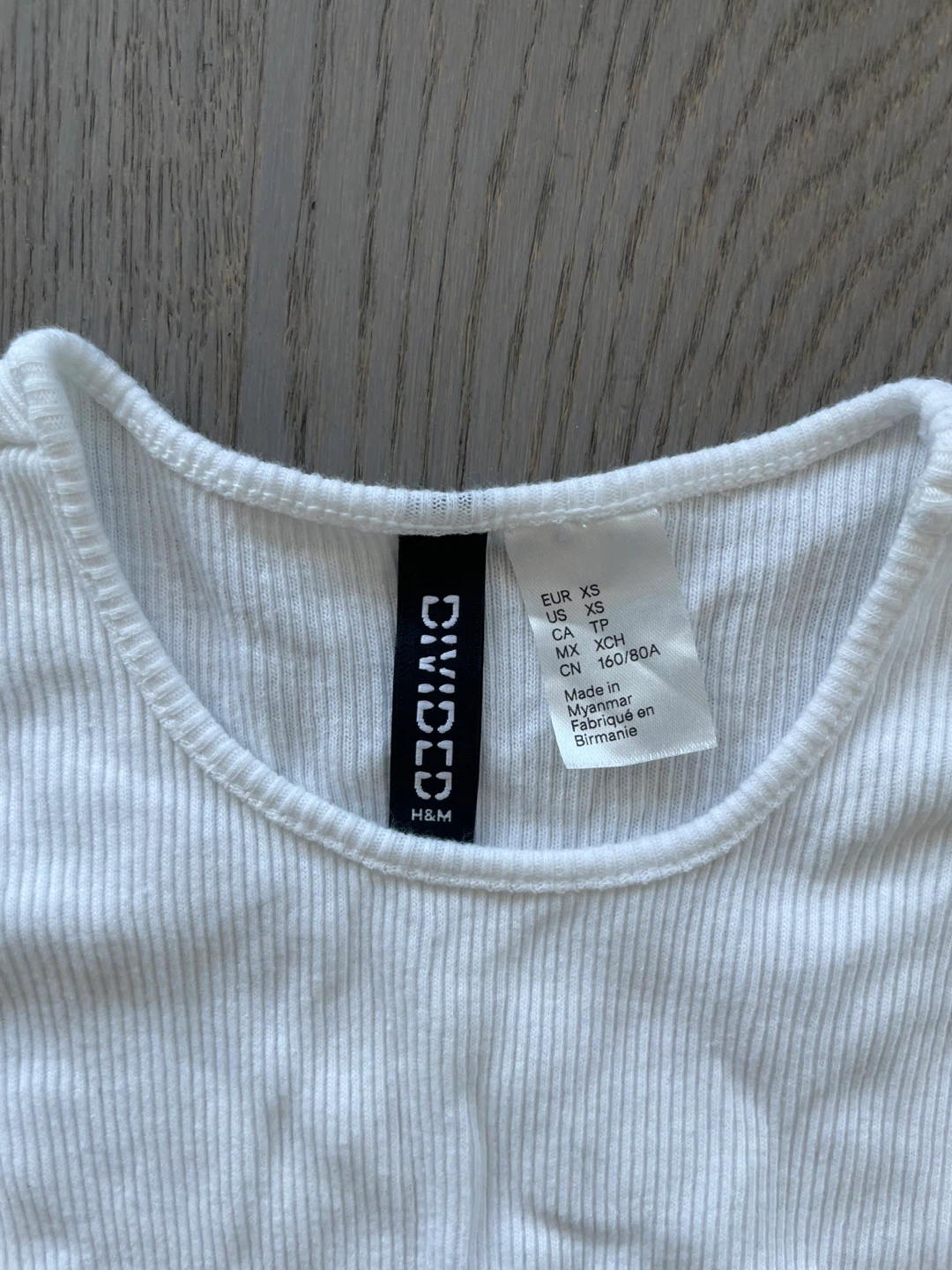 Divided H&M White Ribbed Cut-out Top & Striped Skirt Set - photo 2