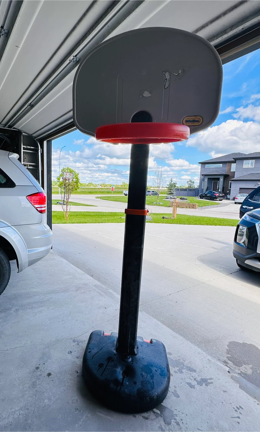 Little Tikes Basketball hoop