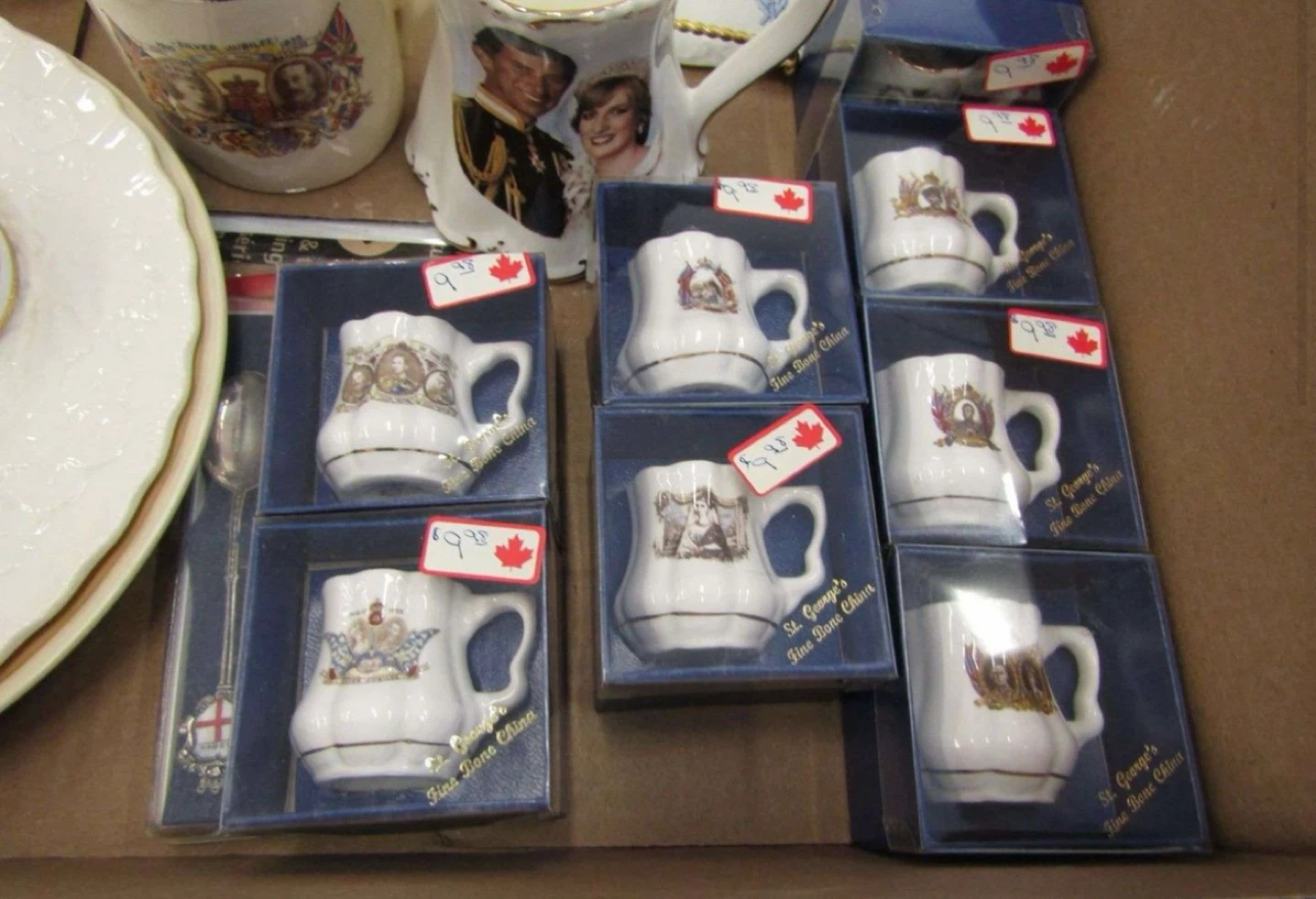 Royal Memorabilia Collection - Plates, Mugs & Trinket Box - photo 4