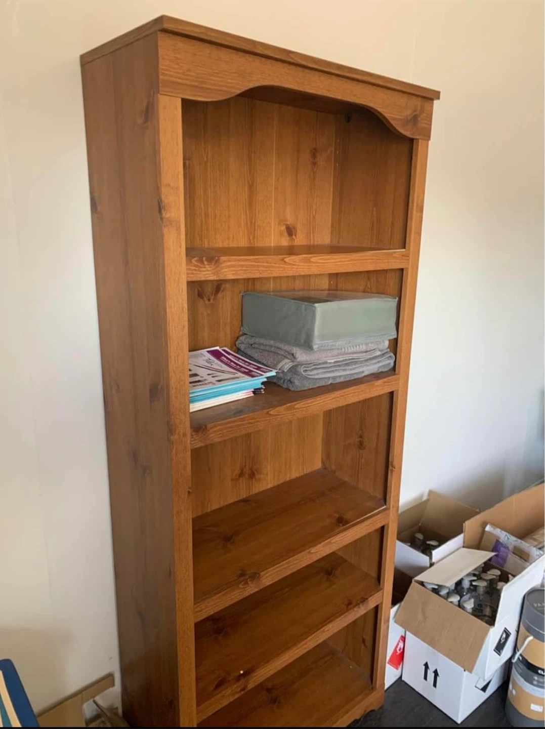[MOVING SALE] Large Executive Office Desk with Drawers - photo 4