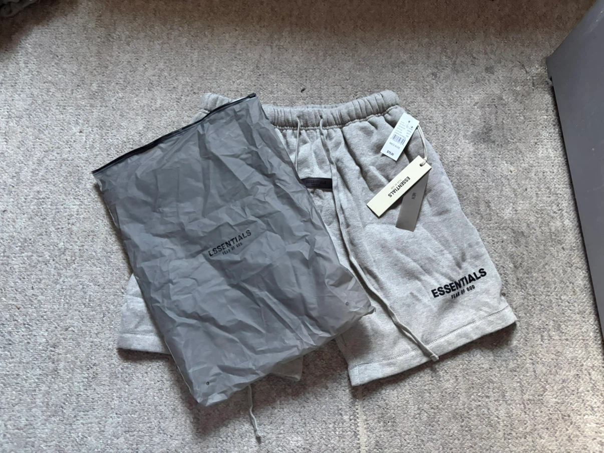 Essentials short grey 1:1 - photo 2